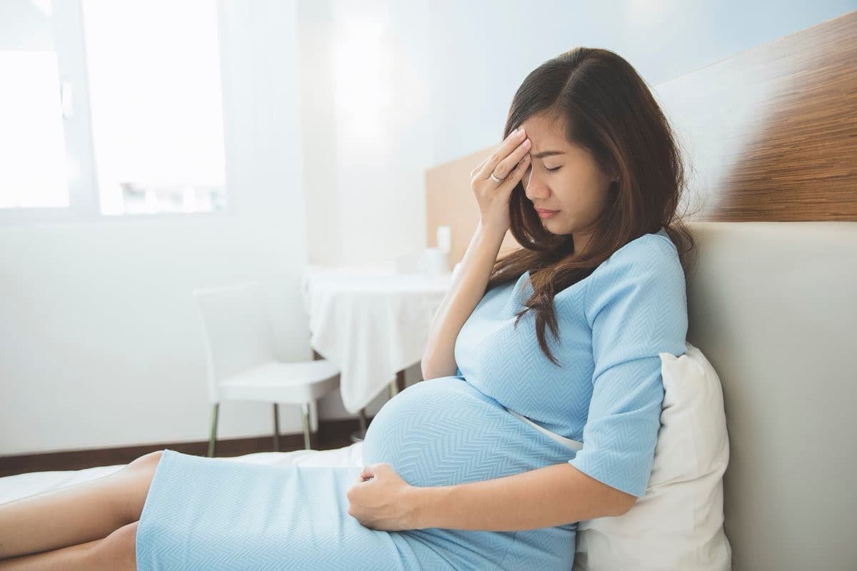  Vì sao phụ nữ mang thai bị nôn nghén? Những yếu tố bạn cần biết