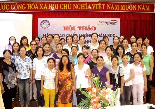 Hoạt động hợp tác của Hội Nữ Hộ Sinh Việt Nam và công ty Mead Jonhson