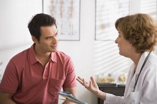 Đừng chủ quan khi bị đau tinh hoàn