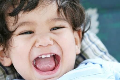 6 cách chữa rôm sảy ở trẻ khi thời tiết nắng nóng vào mùa hè