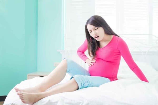 10 thói quen xấu của bà bầu gây hại cho thai nhi, hầu hết mẹ nào cũng làm