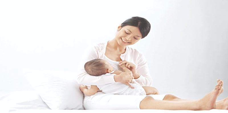 Làm mẹ sau tuổi 35: Chuẩn bị kỹ để hành trình mang thai an toàn hơn