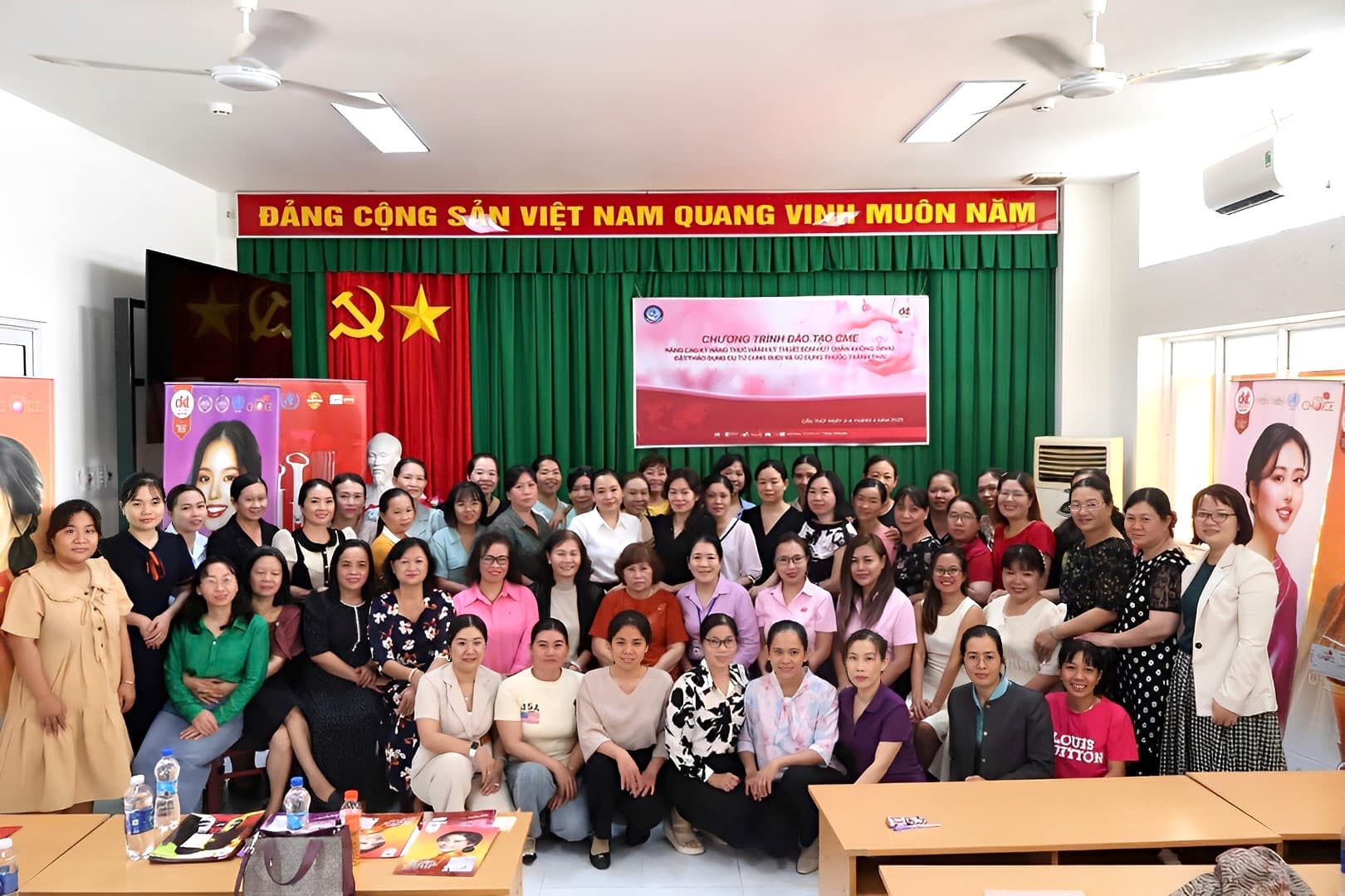 LỚP ĐÀO TẠO NÂNG CAO KỸ NĂNG THỰC HÀNH KỸ THUẬT BƠM HÚT CHÂN KHÔNG (MVA), ĐẶT/THÁO DỤNG CỤ TỬ CUNG (IUD) VÀ SỬ DỤNG THUỐC TRÁNH THAI TẠI CẦN THƠ