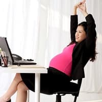 Bà bầu làm việc: Nên và Không nên